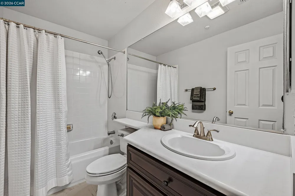 15 Creekside Dr, San Ramon, CA 94583