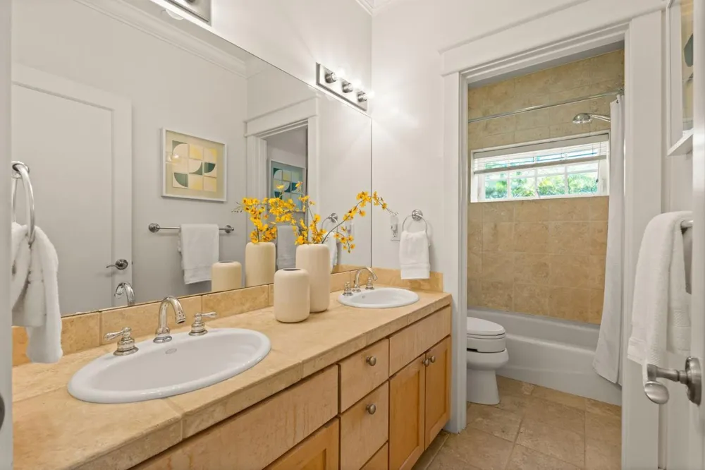 902 Fallen Leaf Way, Redwood City, CA 94062