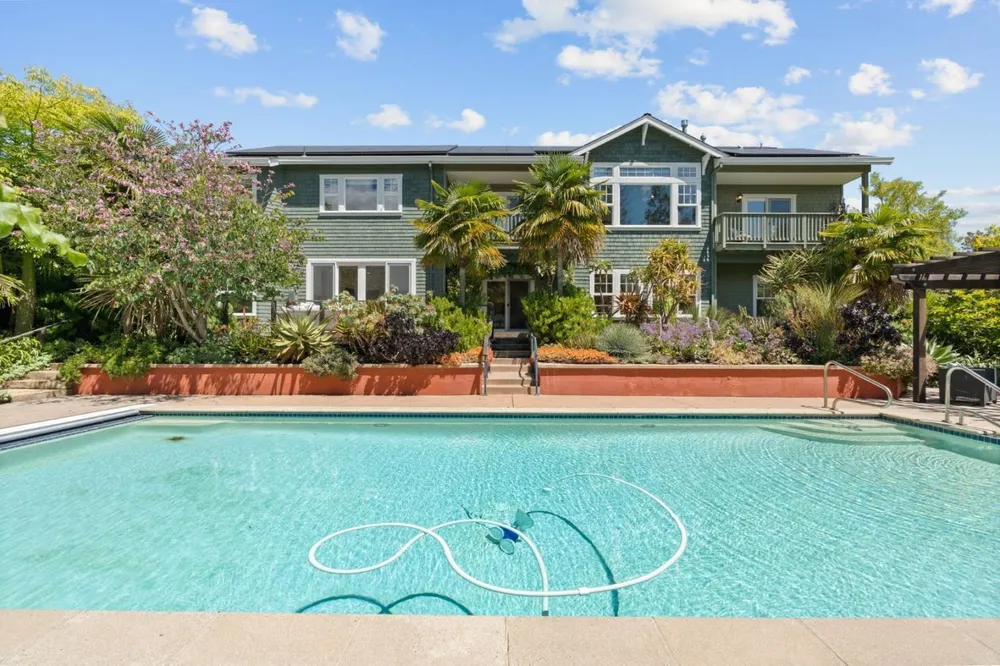 902 Fallen Leaf Way, Redwood City, CA 94062