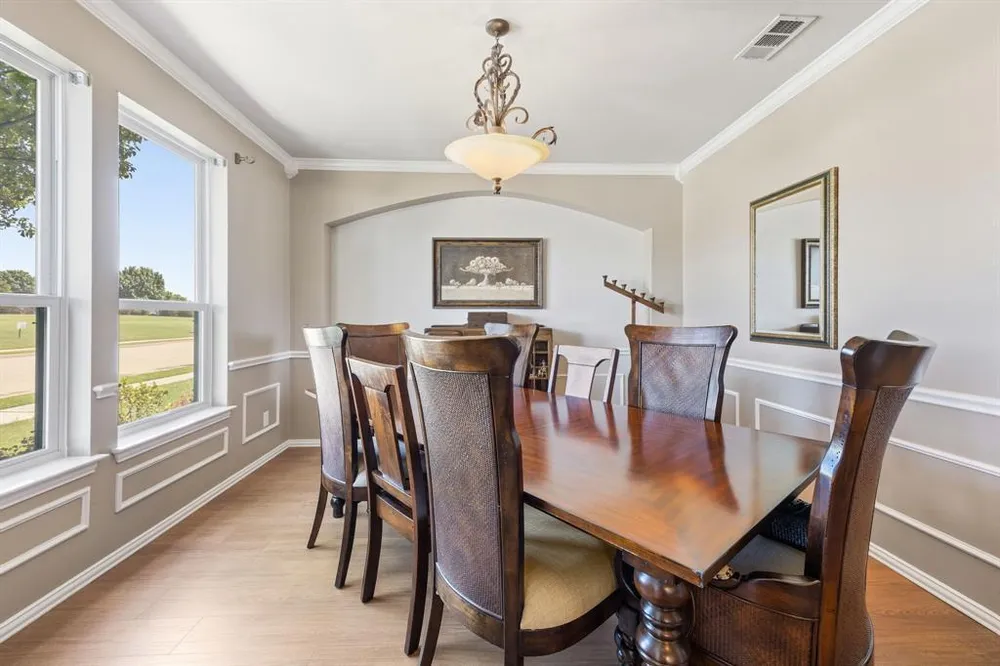 6317 Bear Run Rd, The Colony, TX 75056