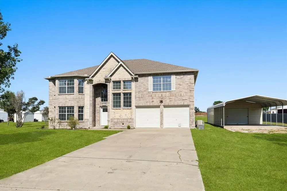 1026 County Road 544, Nevada, TX 75173