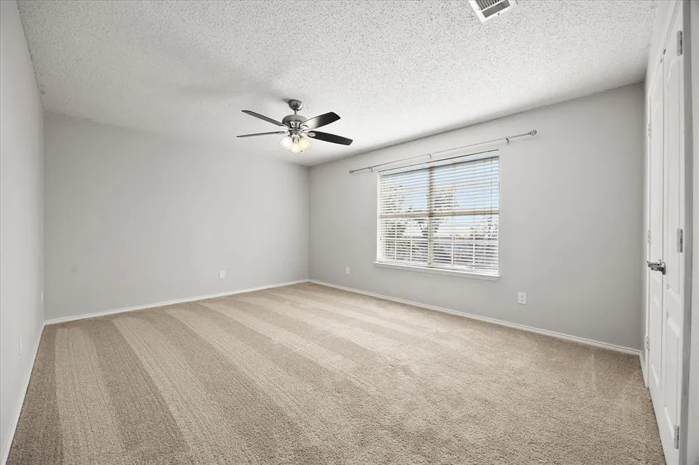 1026 County Road 544, Nevada, TX 75173