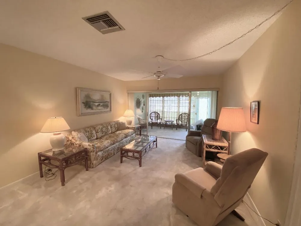 2331 Croton Ln, Delray Beach, FL 33445
