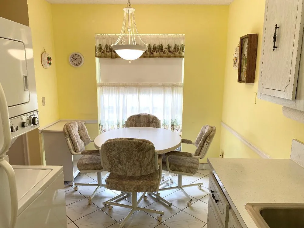 2331 Croton Ln, Delray Beach, FL 33445