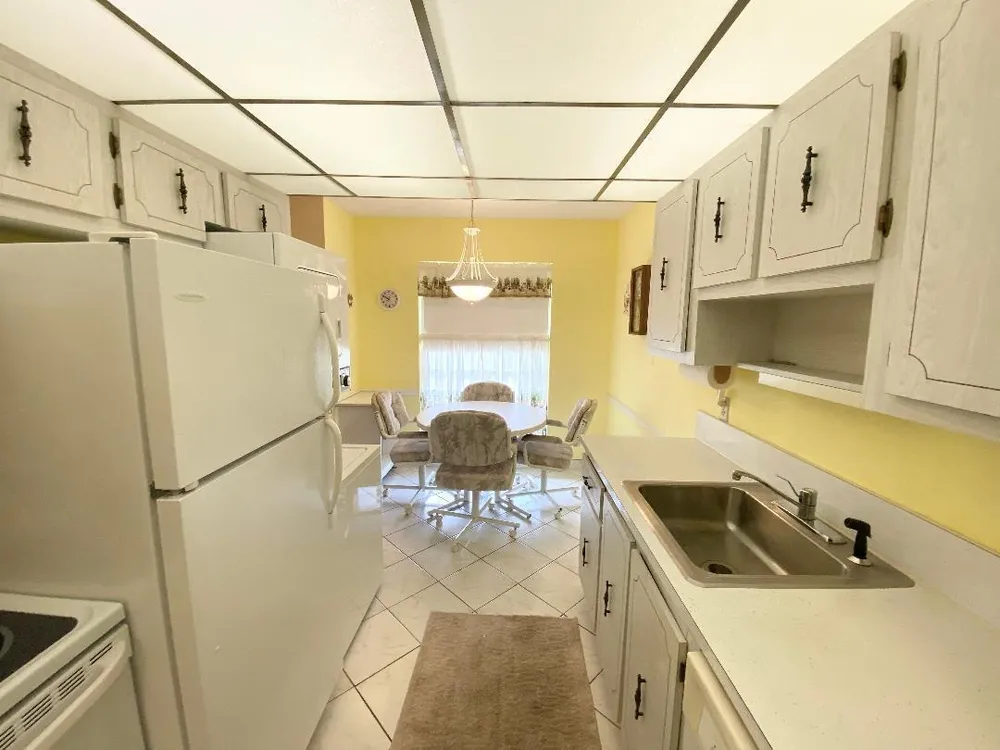 2331 Croton Ln, Delray Beach, FL 33445