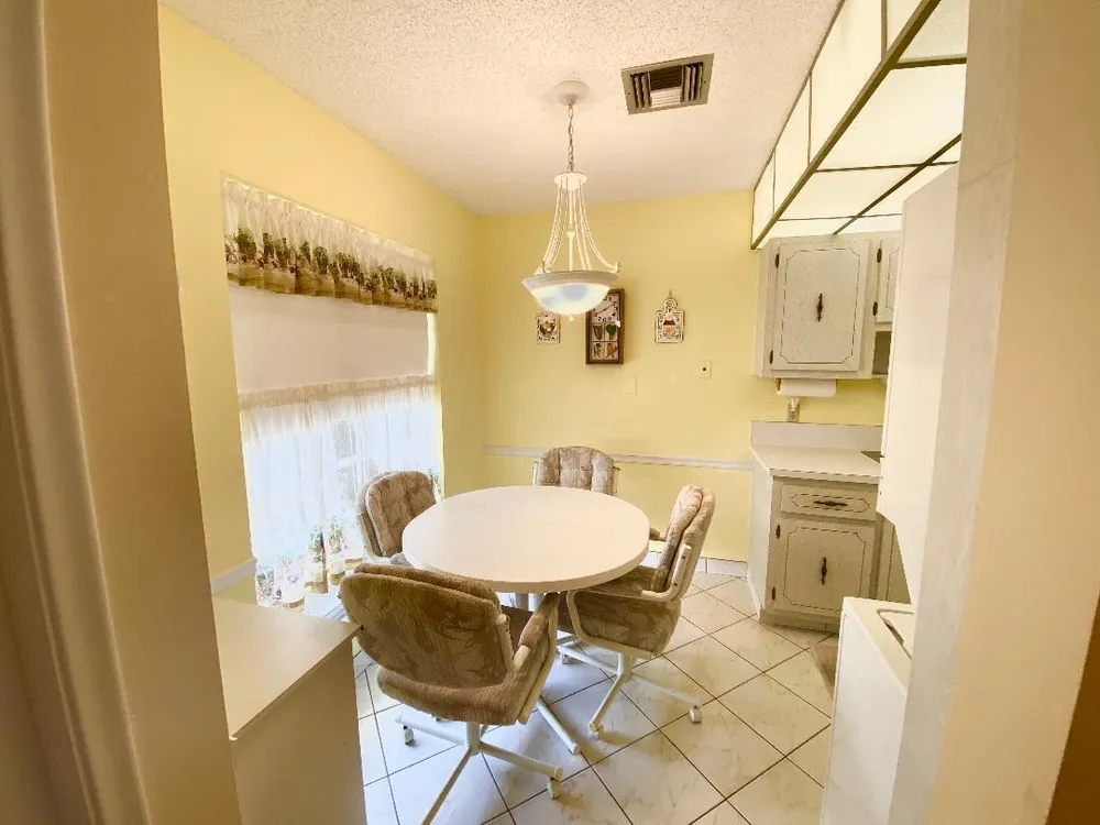 2331 Croton Ln, Delray Beach, FL 33445