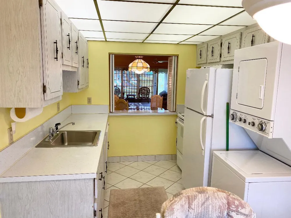 2331 Croton Ln, Delray Beach, FL 33445