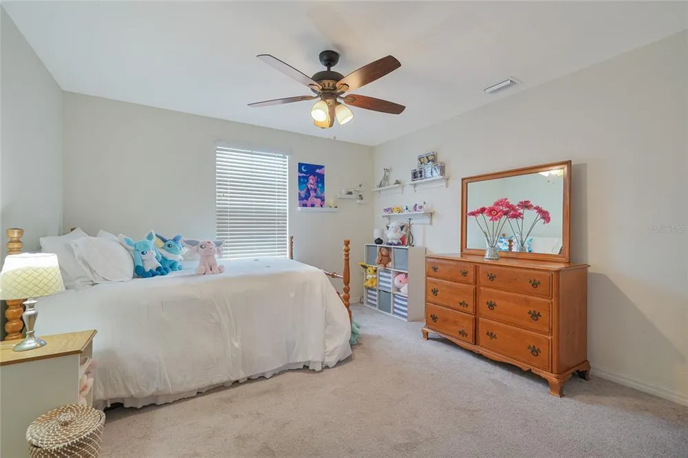 517 Mimosa Ct, Bradenton, FL 34212