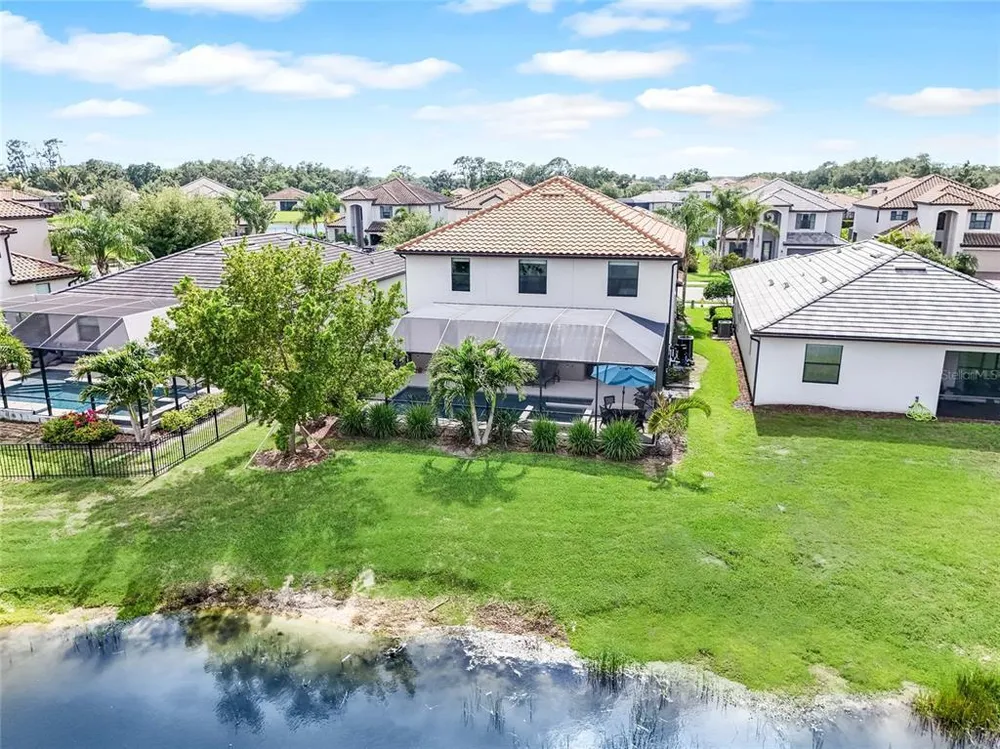 517 Mimosa Ct, Bradenton, FL 34212