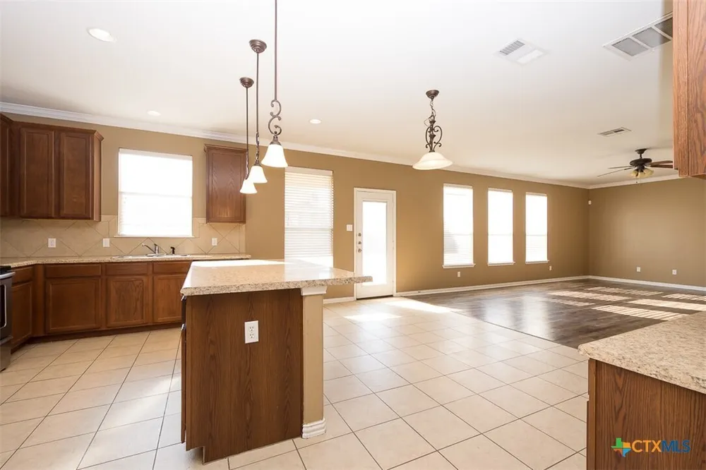 2613 Moosehide Dr, Harker Heights, TX 76548