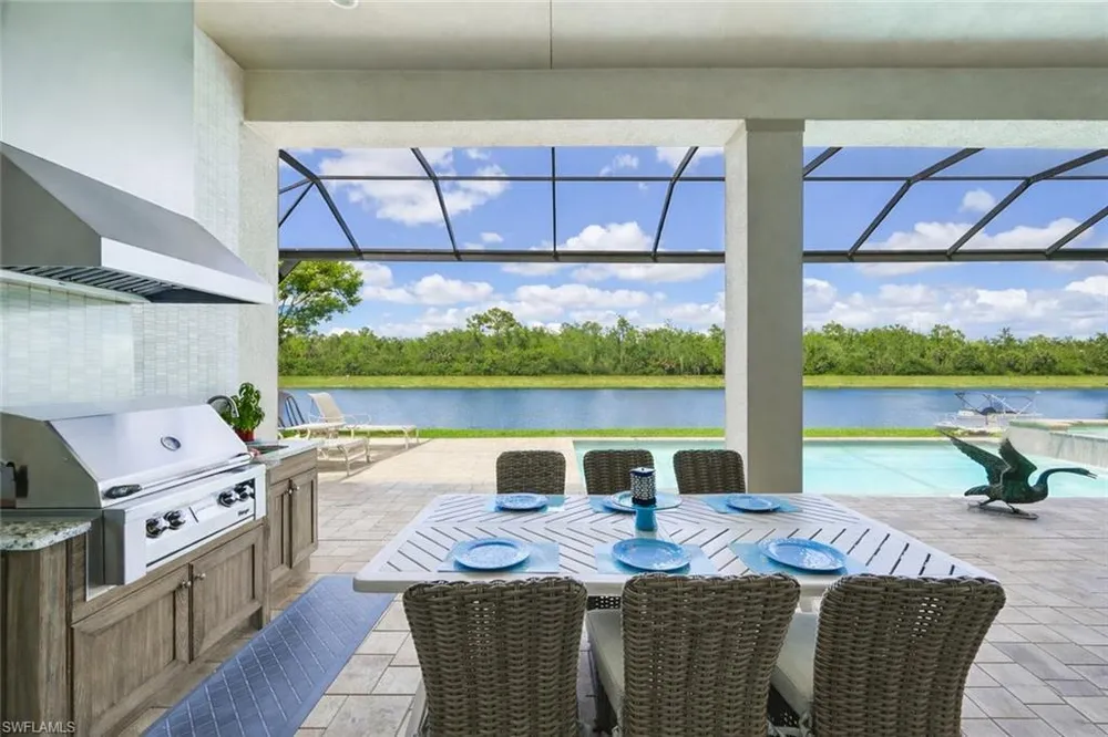 14338 Laguna Springs Ln, Naples, FL 34114