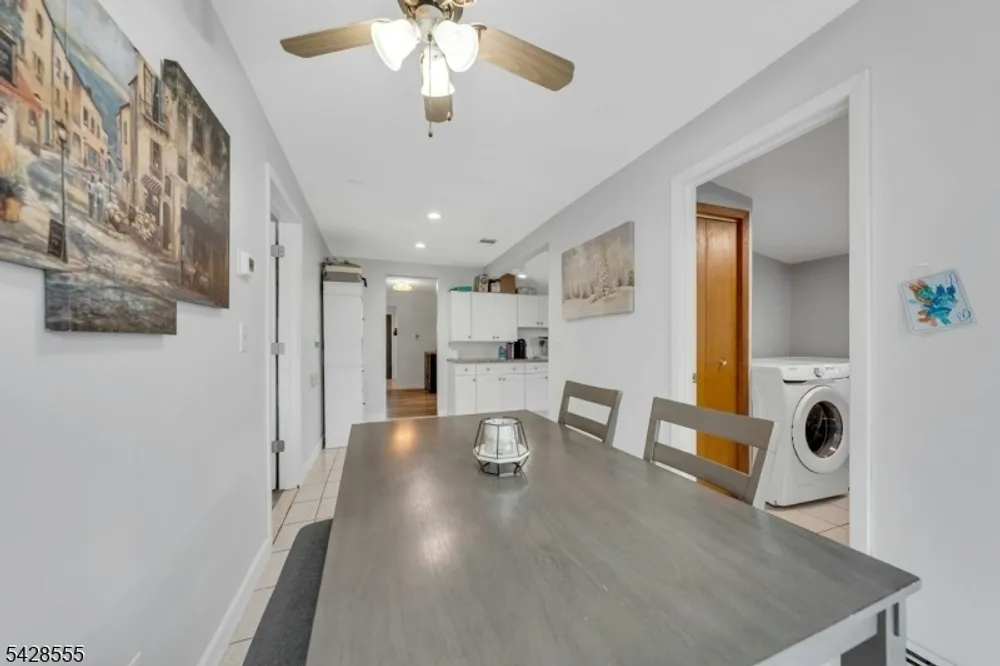 31 Roome St, Lincoln Park, NJ 07035