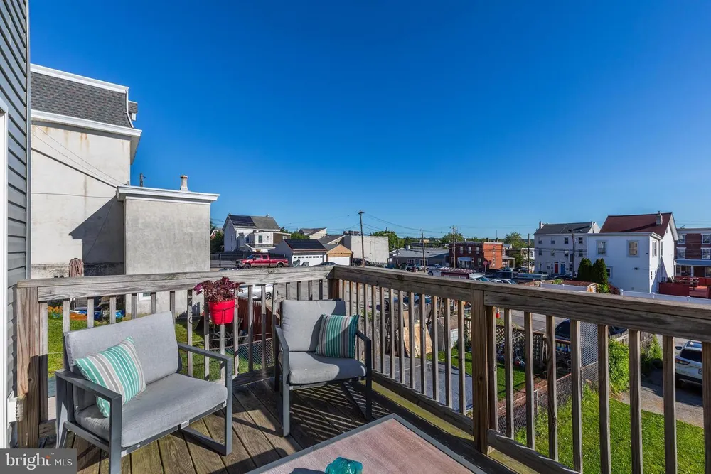 129 W 6th St, Bridgeport, PA 19405