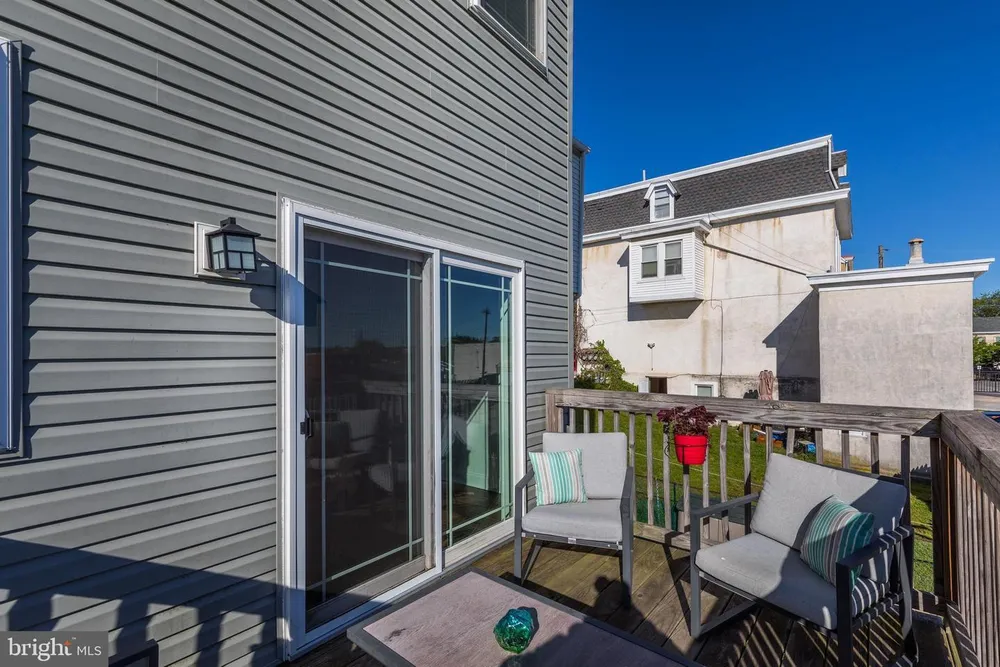 129 W 6th St, Bridgeport, PA 19405