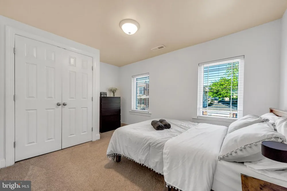 129 W 6th St, Bridgeport, PA 19405