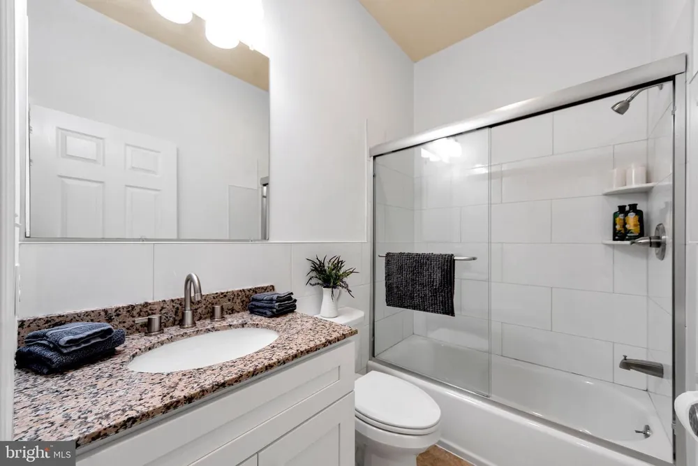 129 W 6th St, Bridgeport, PA 19405