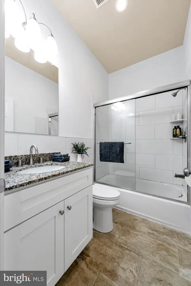 129 W 6th St, Bridgeport, PA 19405