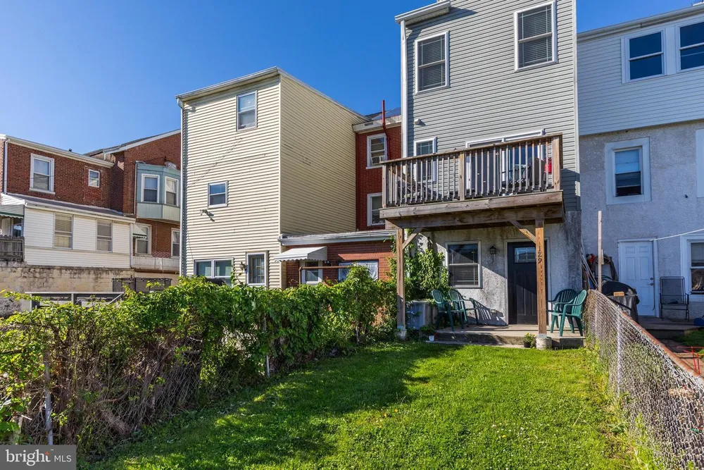 129 W 6th St, Bridgeport, PA 19405