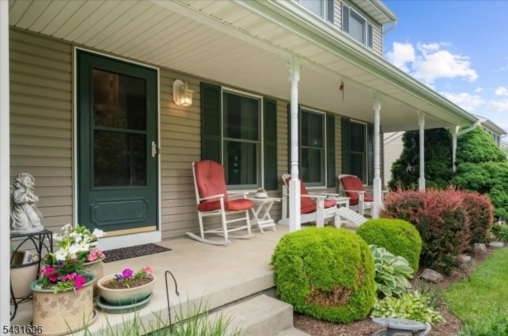 729 Vulcanite Ave, Alpha, NJ 08865