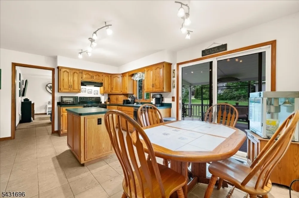 729 Vulcanite Ave, Alpha, NJ 08865