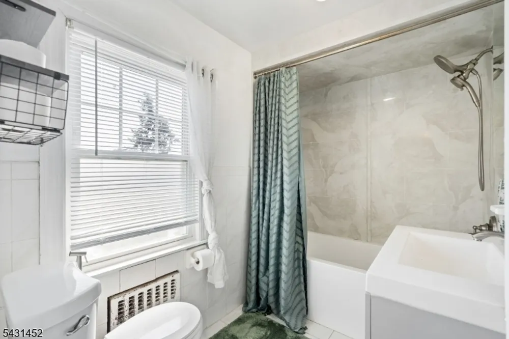 1914 Ingalls Ave, Linden, NJ 07036