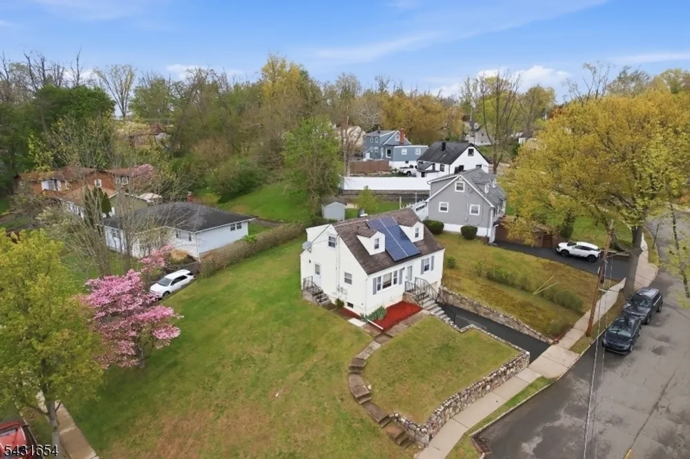 11 Gregory Terrace, Morristown, NJ 07960