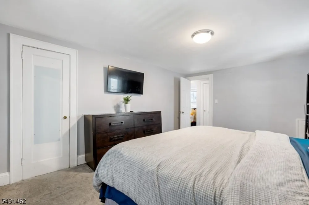 1914 Ingalls Ave, Linden, NJ 07036