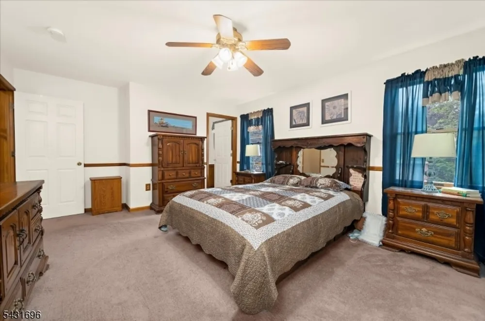 729 Vulcanite Ave, Alpha, NJ 08865