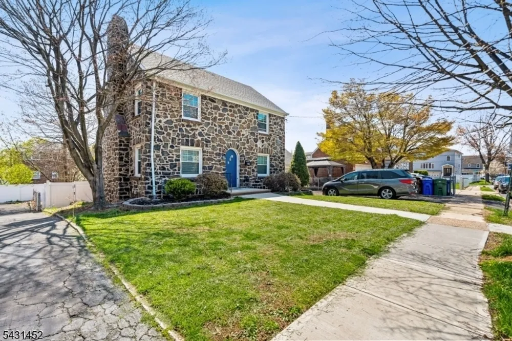 1914 Ingalls Ave, Linden, NJ 07036