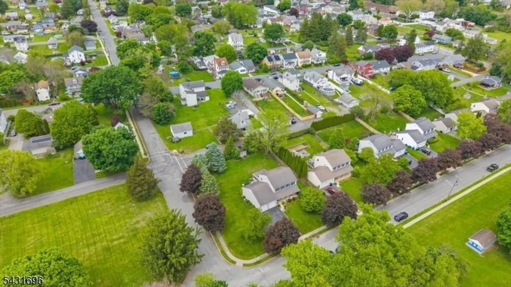 729 Vulcanite Ave, Alpha, NJ 08865