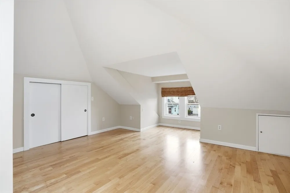 52 Boutwell St, Boston, MA 02122
