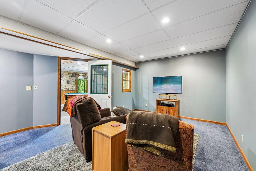 1410 Appaloosa Trail, Eagan, MN 55122
