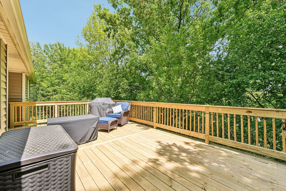 1410 Appaloosa Trail, Eagan, MN 55122