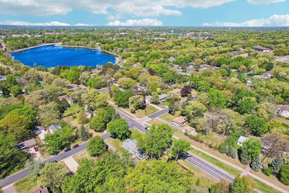 7710 Groveland Rd, Mounds View, MN 55112