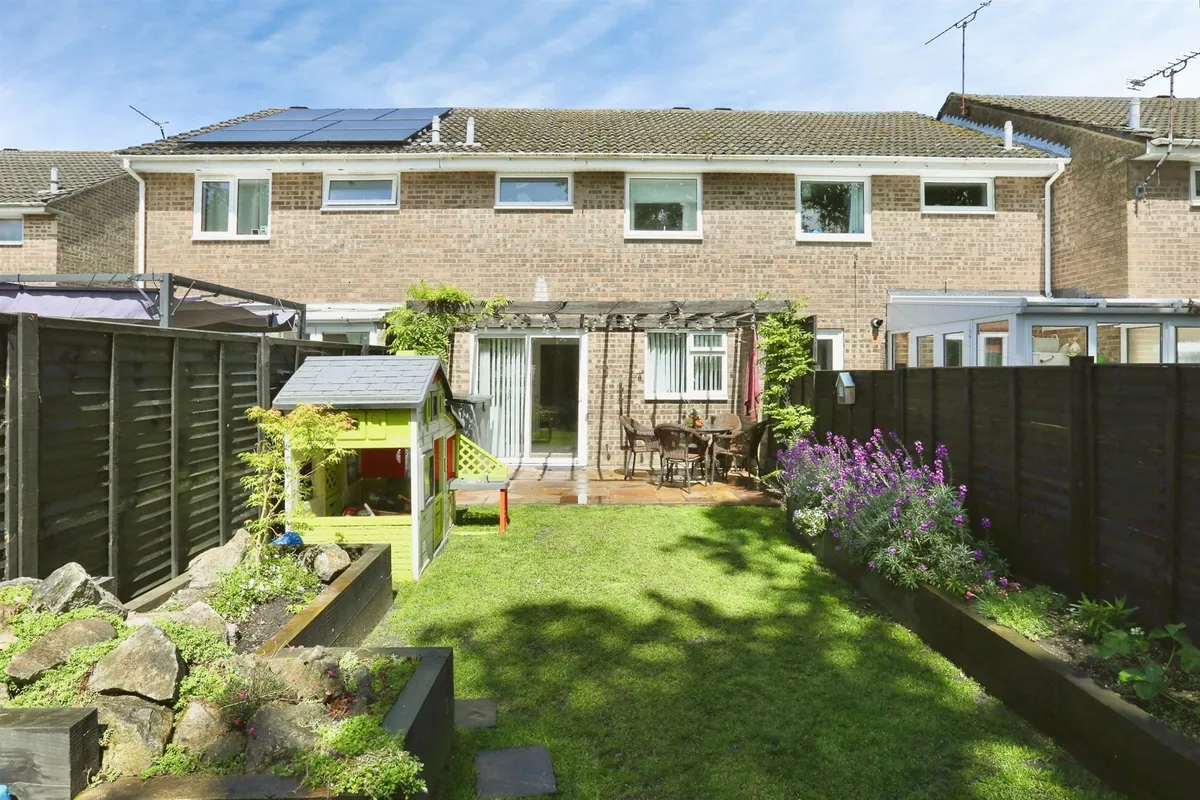 Berry Close, Hedge End, SOUTHAMPTON