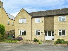 Burford Road, Lechlade photo