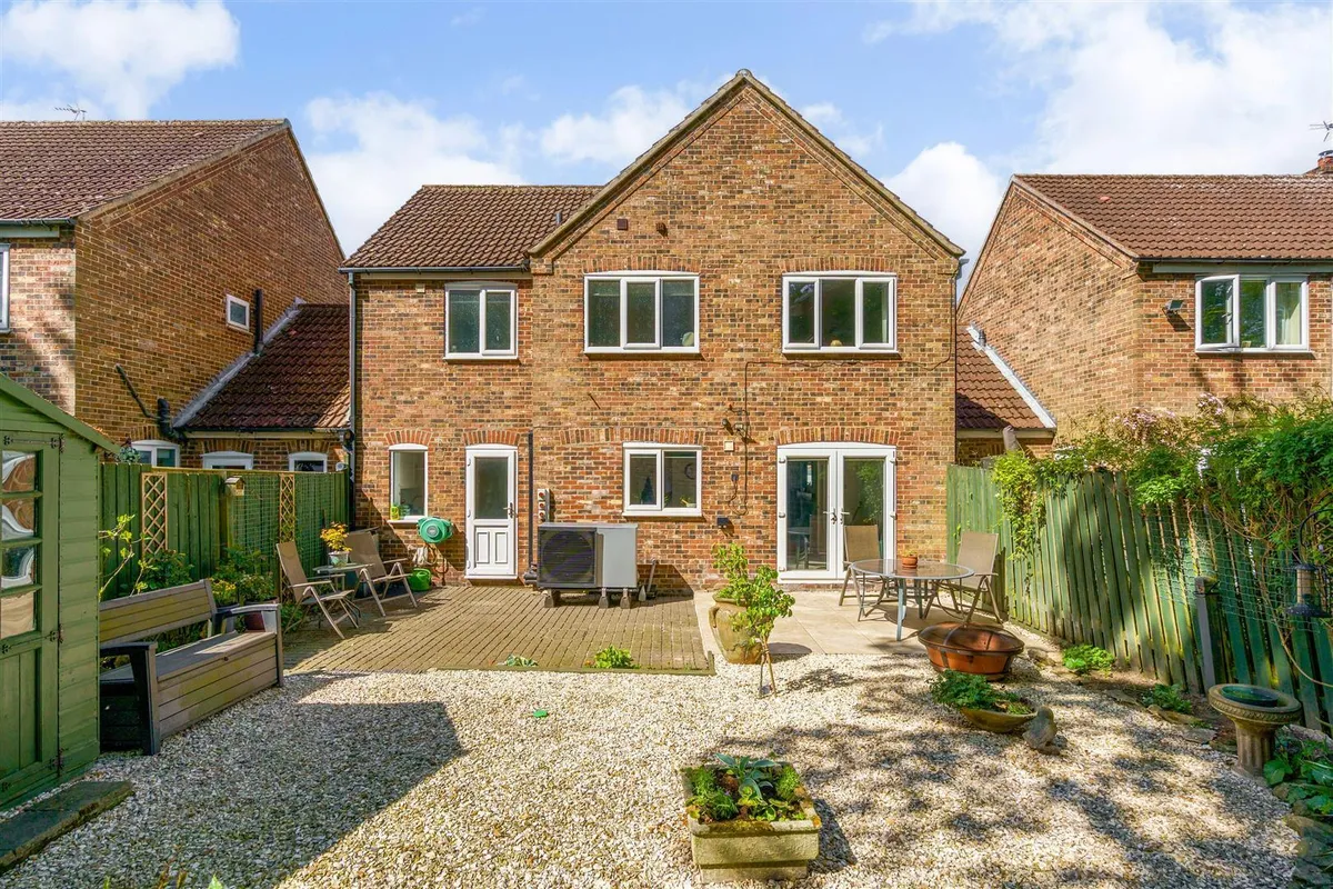 St Nicholas Close, North Newbald