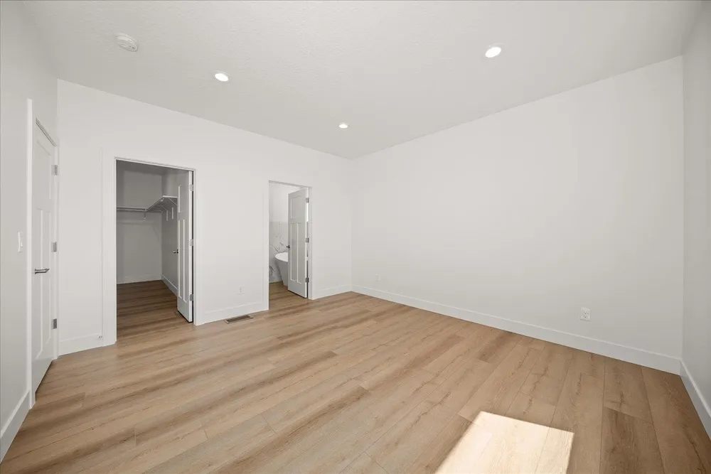4233 W Tolliver Ct, Spokane, WA 99208