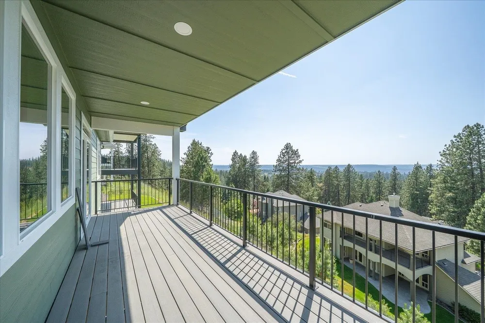 4233 W Tolliver Ct, Spokane, WA 99208