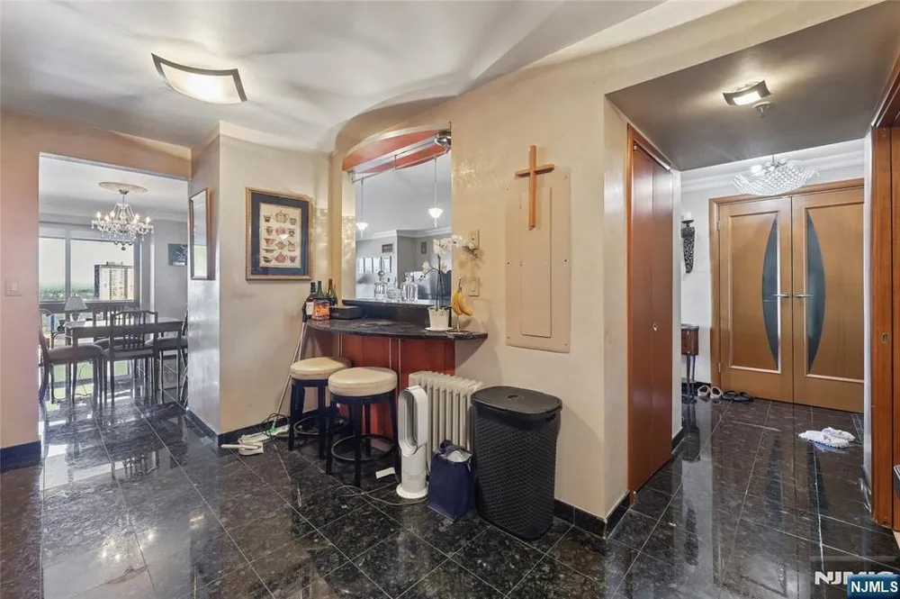 1512 Palisade Ave, Fort Lee, NJ 07024