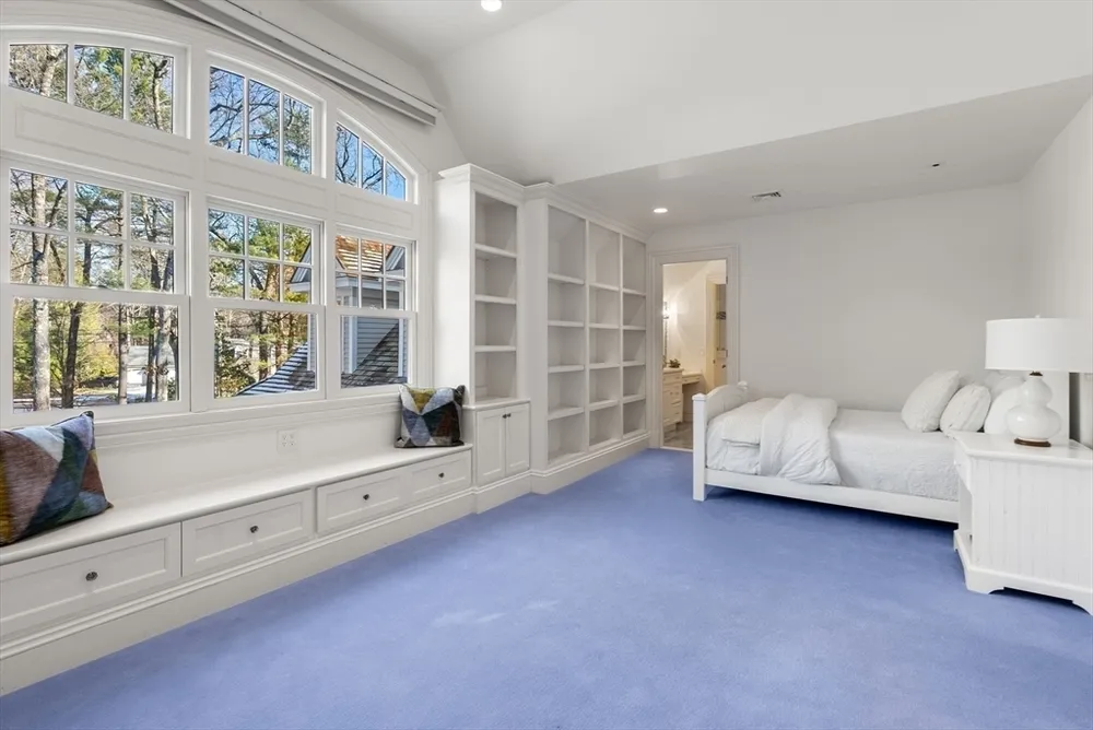 182 Winding River Rd, Wellesley, MA 02482