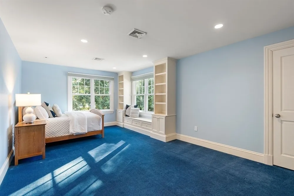 182 Winding River Rd, Wellesley, MA 02482