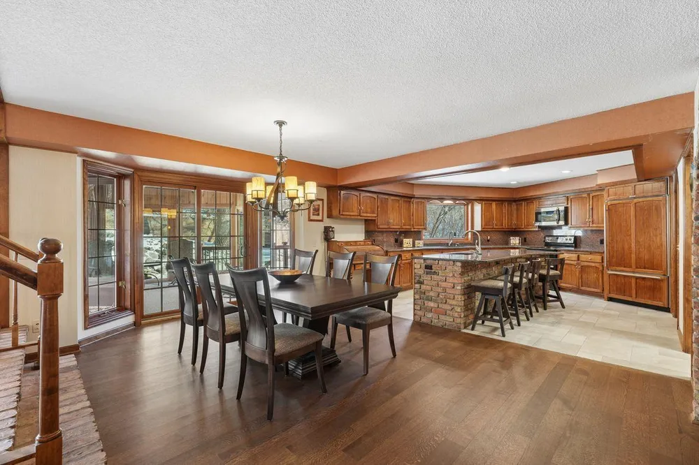 6175 Heather Pl NE, Fridley, MN 55432