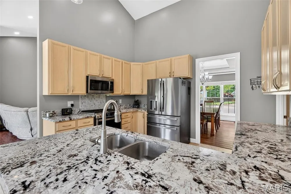1407 Tucks Inn Ct, Lake St Louis, MO 63367