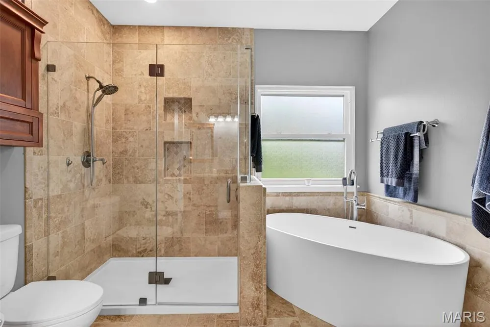 1407 Tucks Inn Ct, Lake St Louis, MO 63367