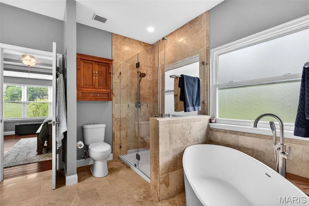 1407 Tucks Inn Ct, Lake St Louis, MO 63367