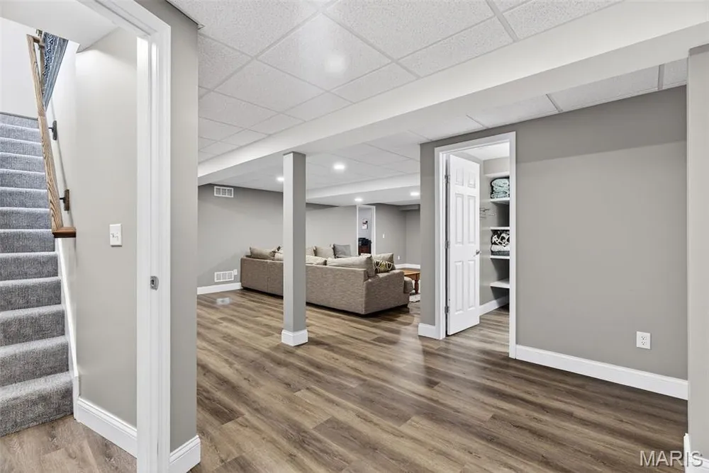 1407 Tucks Inn Ct, Lake St Louis, MO 63367