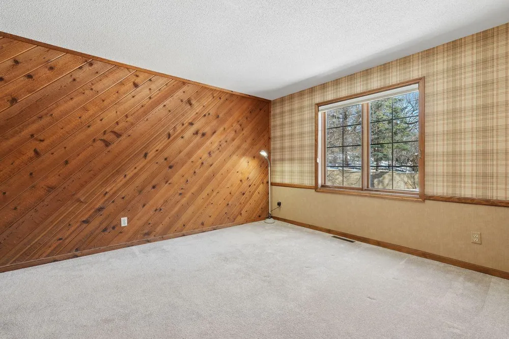 6175 Heather Pl NE, Fridley, MN 55432