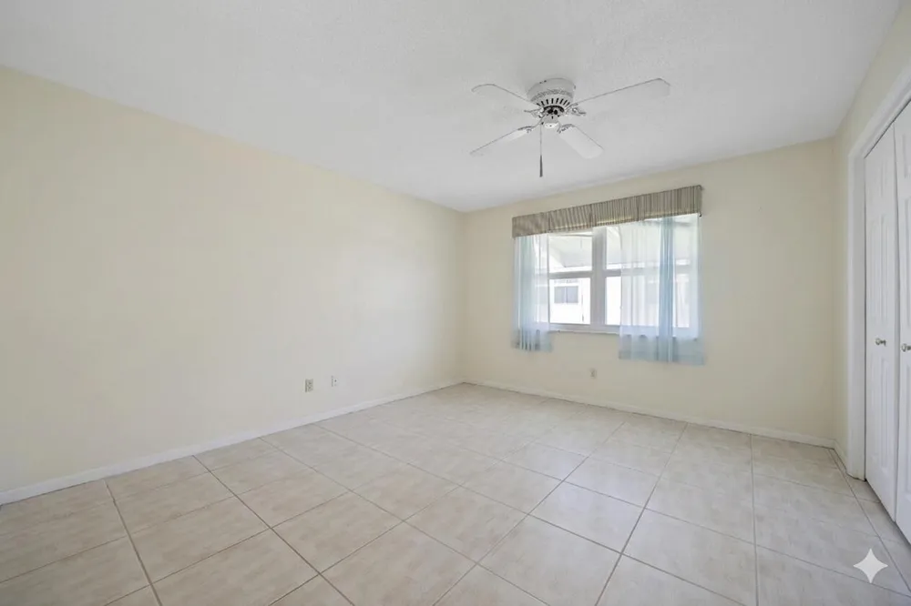 275 High Point Ct, Boynton Beach, FL 33435-6644