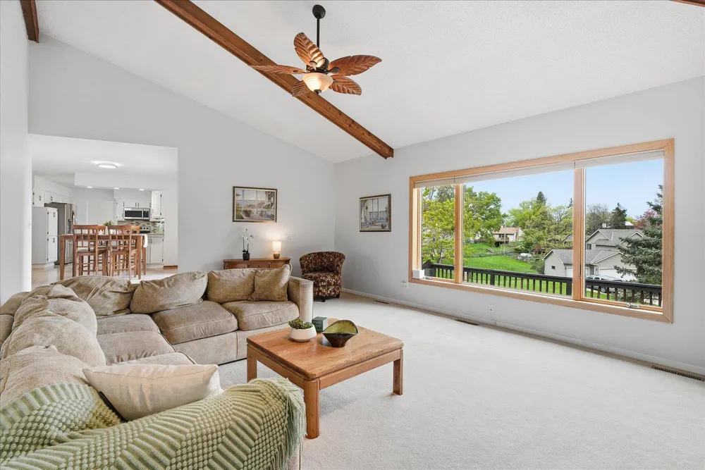 2500 Highland View Ave S, Burnsville, MN 55337